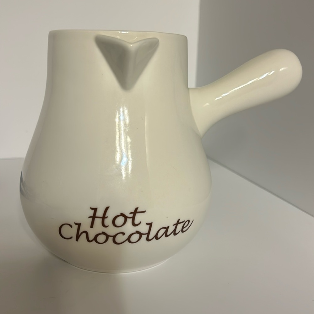White Pitcher BonJour w/Side Spout HandleHot Cocoa White Pitcher, 40oz. Capacity
